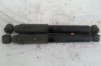 Renault Kangoo Bj.06 Satz Sto&szlig;d&auml;mpfer Hinterachse